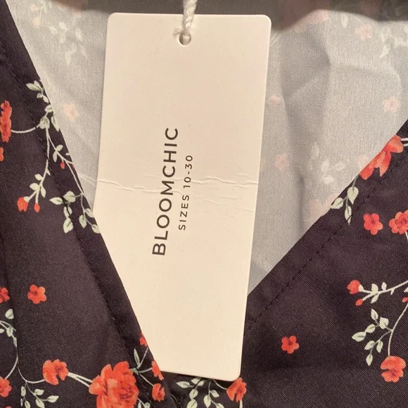 Brand New BloomChic Black Floral Dress…size 14-16 - Picture 6 of 6